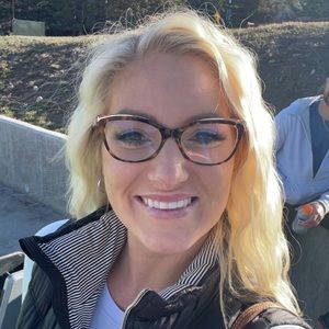 Meet your Posher, Shelby